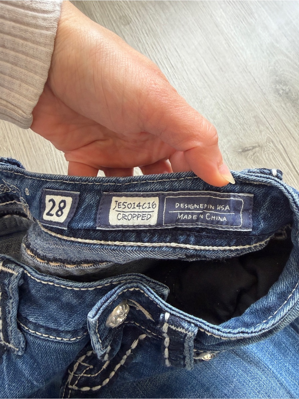 Miss Me Cropped Signature Blue Women's Jeans 28 - Picture 3 of 4